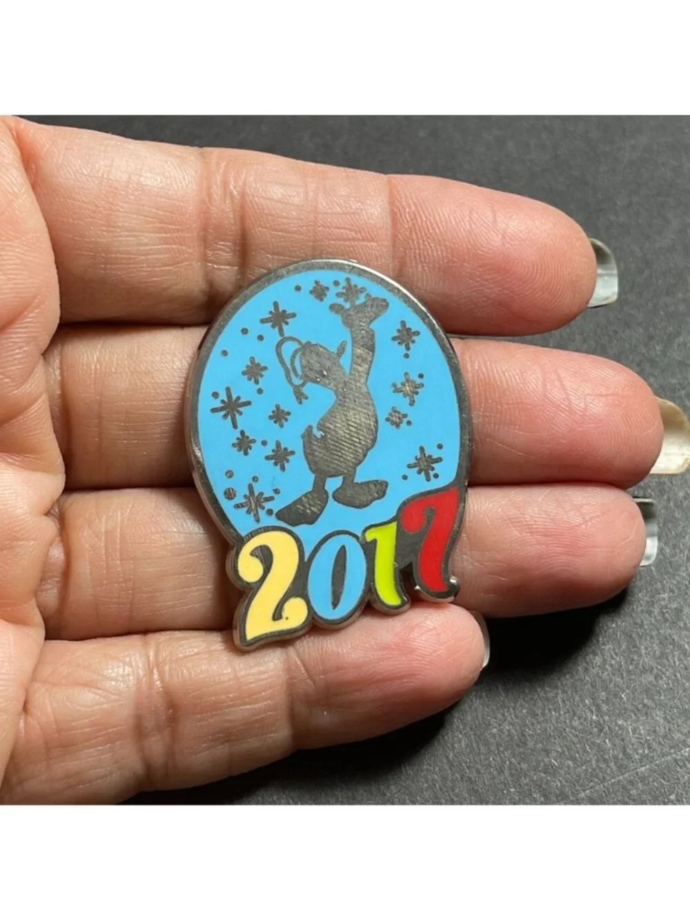 Disney Donald Duck Trading Pin Silhouette 2017 Badge Lapel Pin Brooch Jewelry